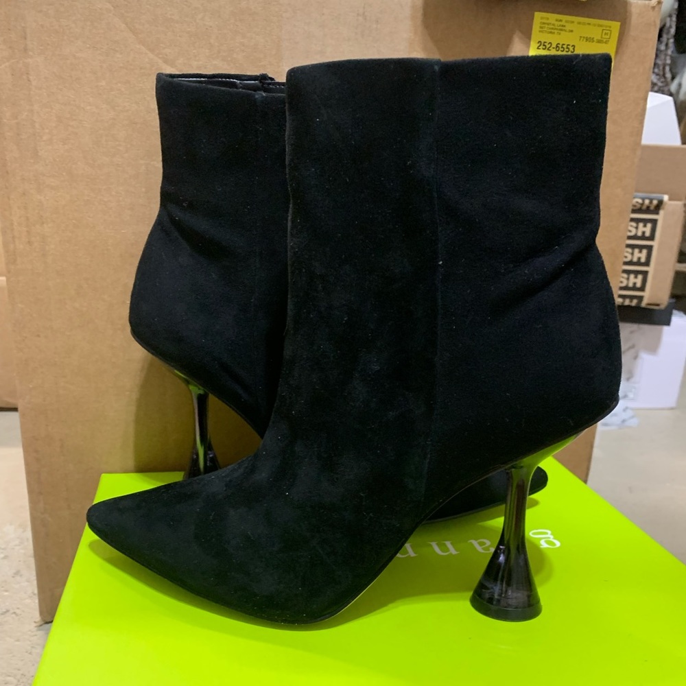 Brand new Gianni Bini booties size 7.5